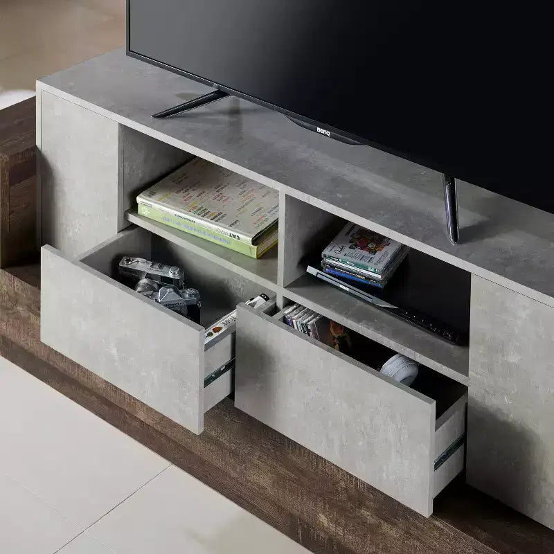Mobile TV per televisori fino a 80" Cemento/Rovere riciclato - : Mobile console multimediale industriale con spazio di archiviazione