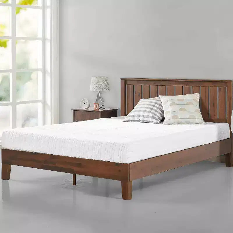 Letto a piattaforma in legno Deluxe Vivek con testiera